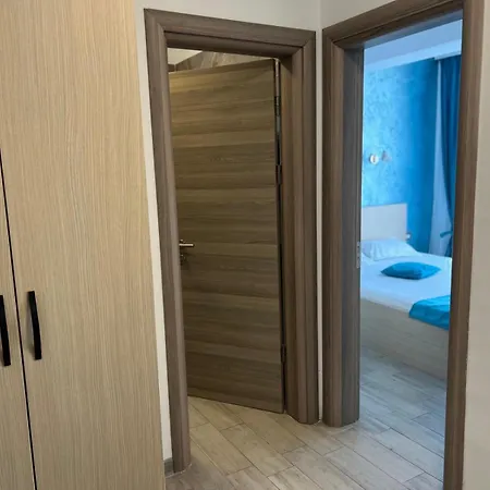 Infinity By Alz Apartment