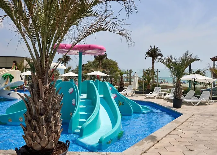 Infinity By Alz Năvodari